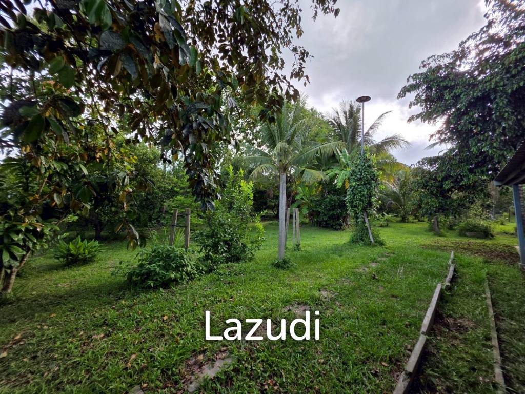 ขายบ้านในสวน 3 ห้องนอนและอาคารเอนกประสงค์ที่ อ.สันทราย