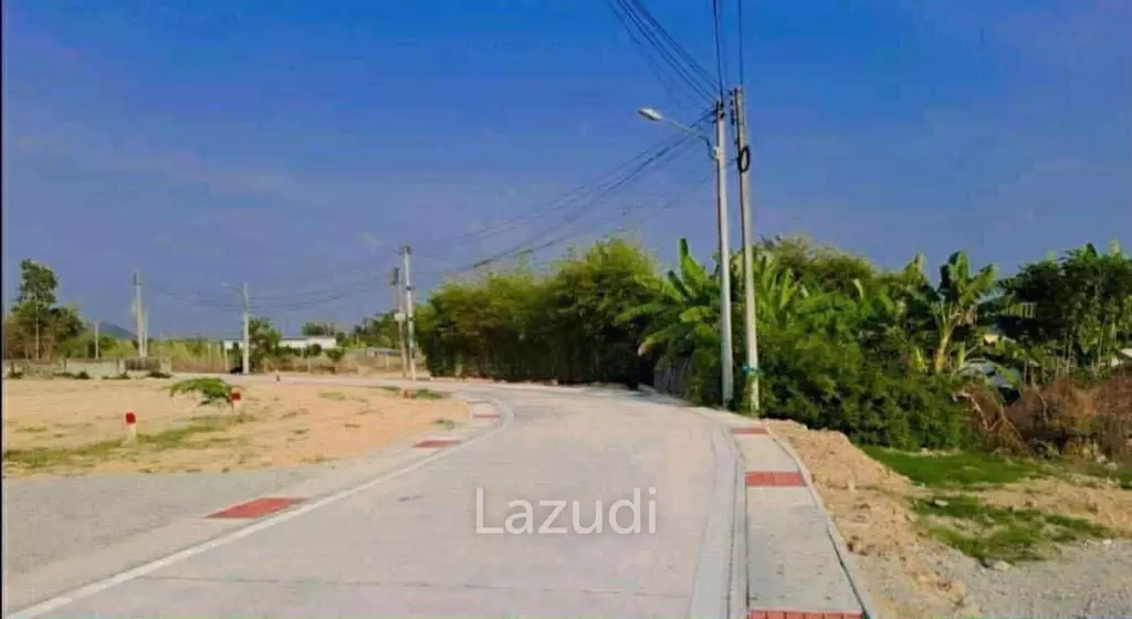 6 Rai 2 Ngan 33 SQ.W. Land In Soi Khaomakok