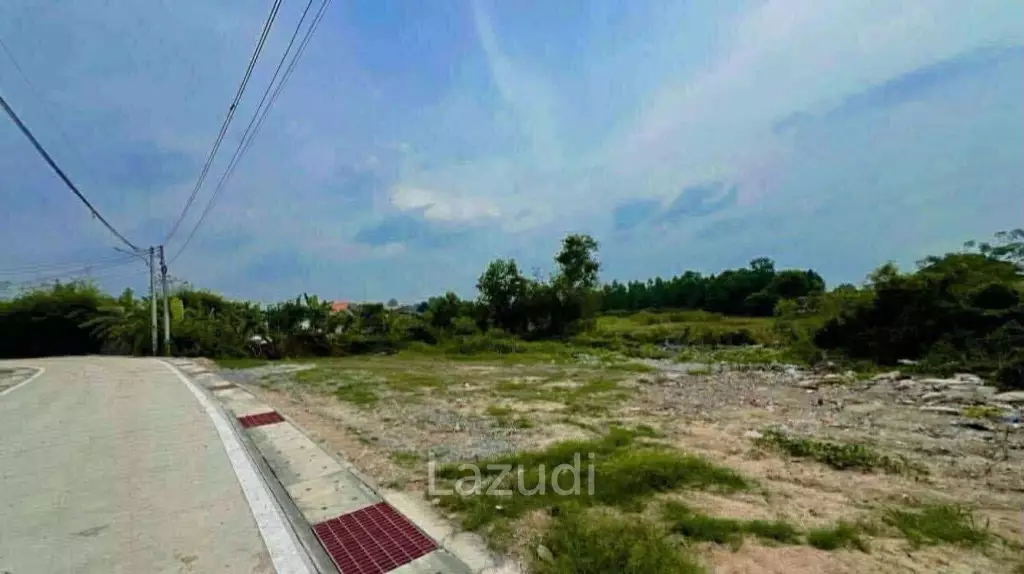 6 Rai 2 Ngan 33 SQ.W. Land In Soi Khaomakok