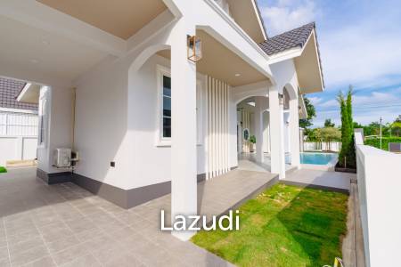 Mountain View Villa in Sam Phraya Cha Am