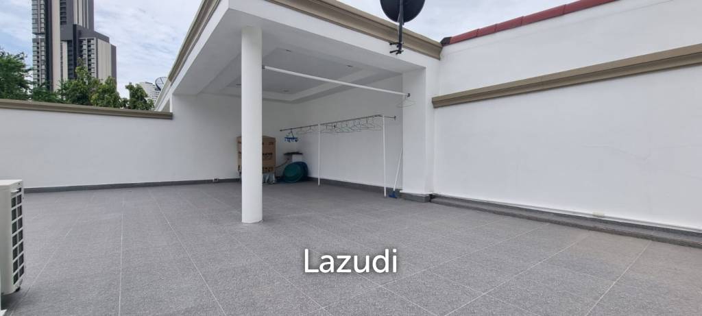 2 Bedrooms 2 Bathrooms 204 SQ.M. VN Residence 2