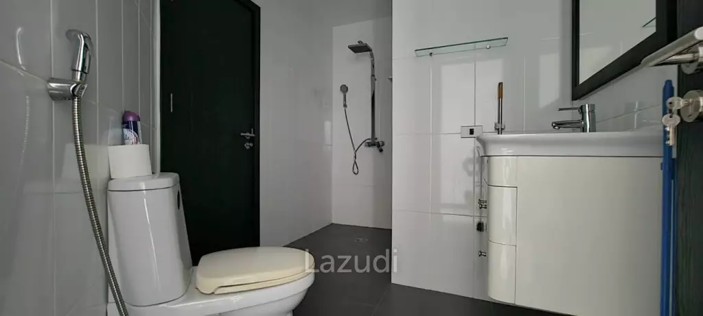 2 Bedrooms 2 Bathrooms 204 SQ.M. VN Residence 2