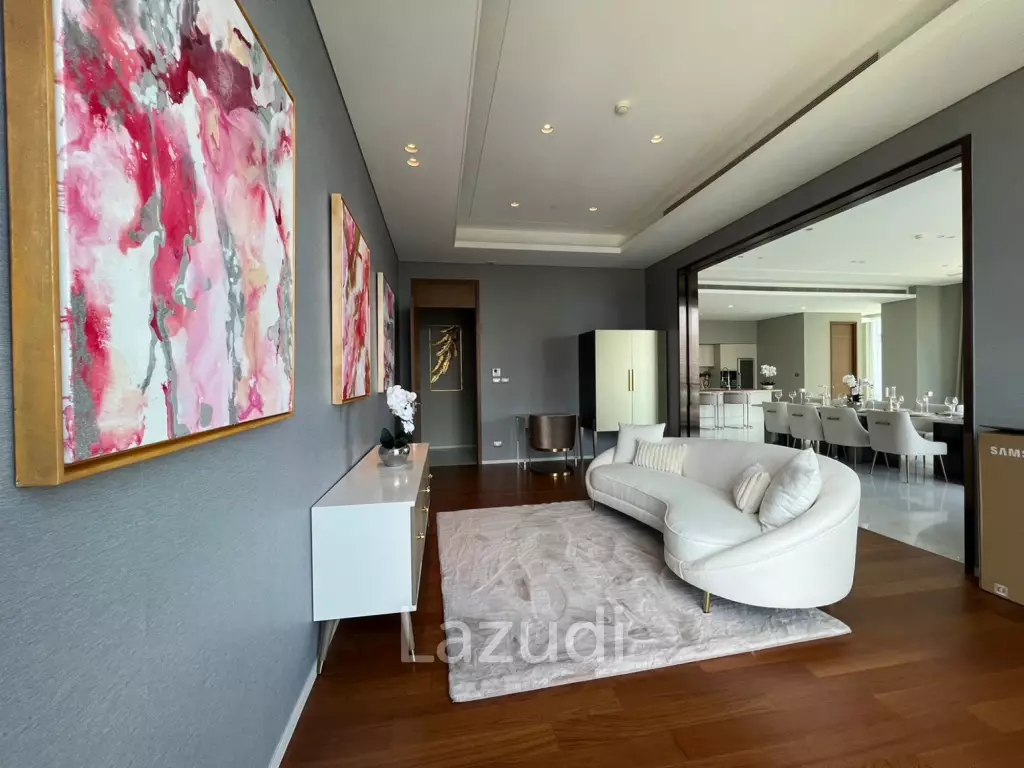 3 Beds 4 Baths 1 Maidroom 339 SQ.M The Residences at Sindhorn Kempinski