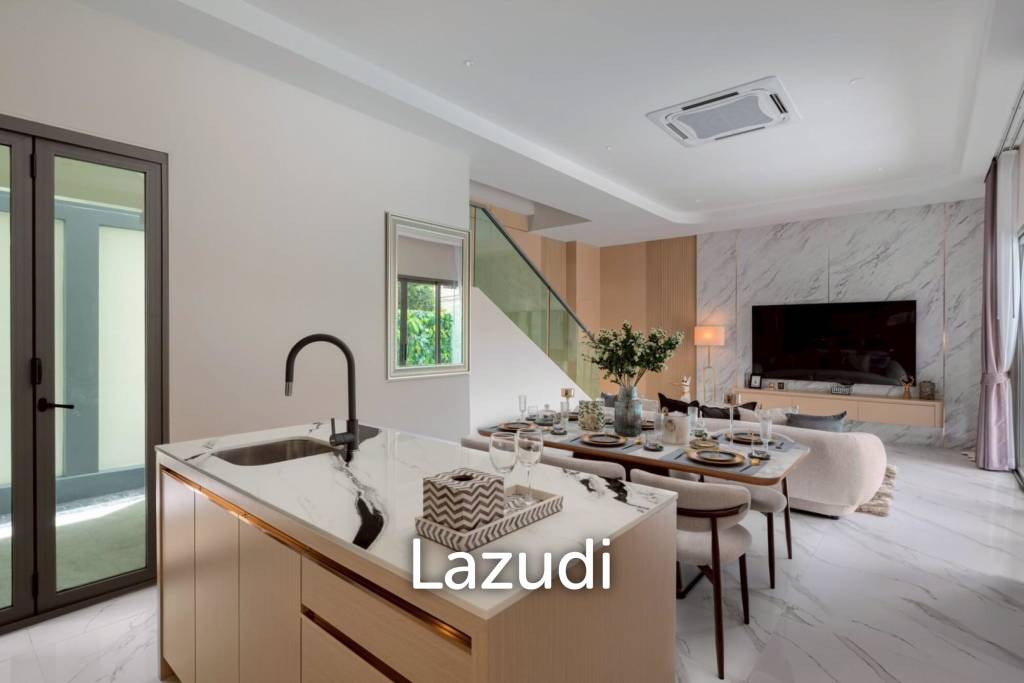 4 Beds 5 Baths 250 SQ.M. Villa In Thappraya Area