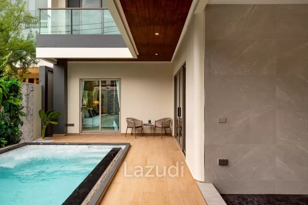 4 Beds 5 Baths 250 SQ.M. Villa In Thappraya Area