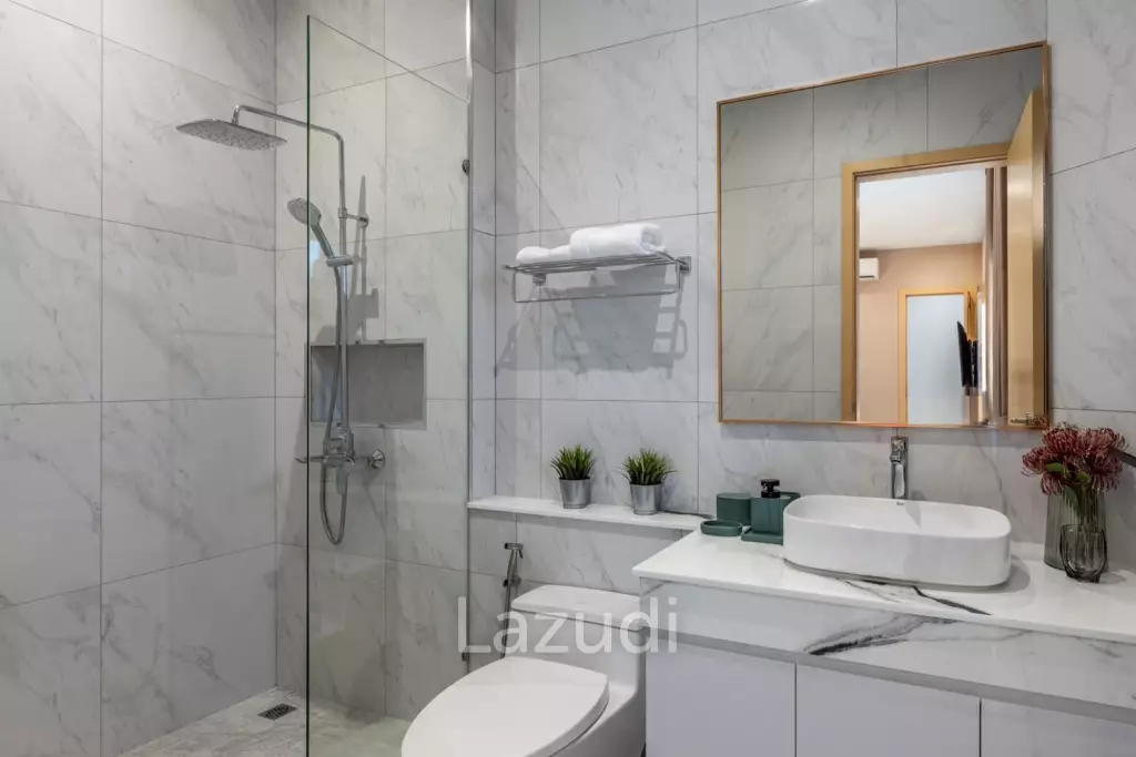 4 Beds 5 Baths 250 SQ.M. Villa In Thappraya Area