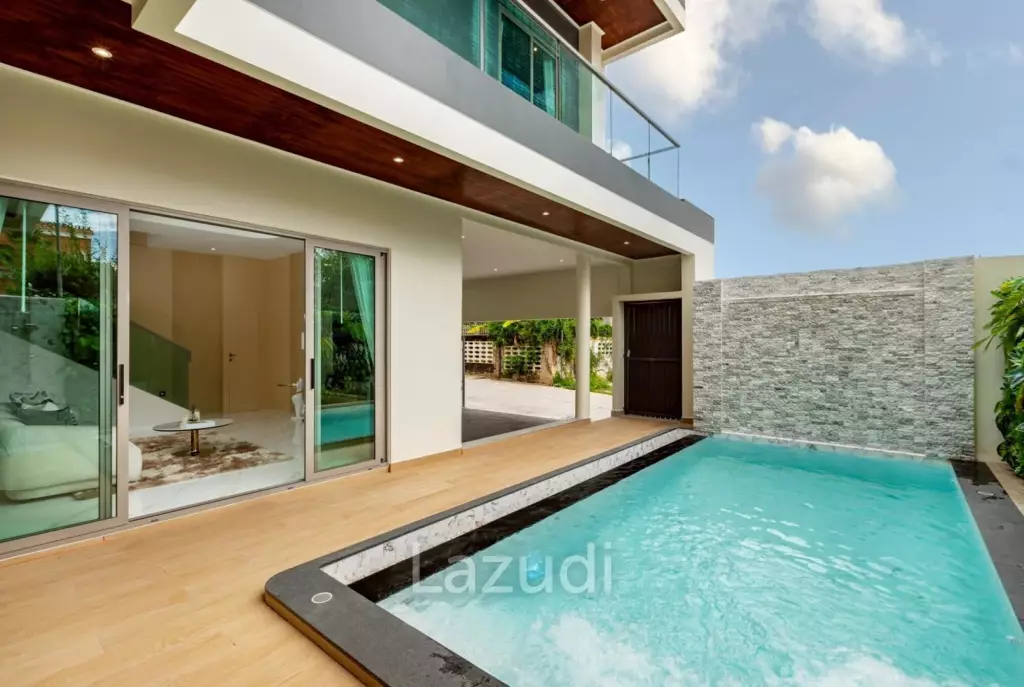 4 Beds 5 Baths 250 SQ.M. Villa In Thappraya Area