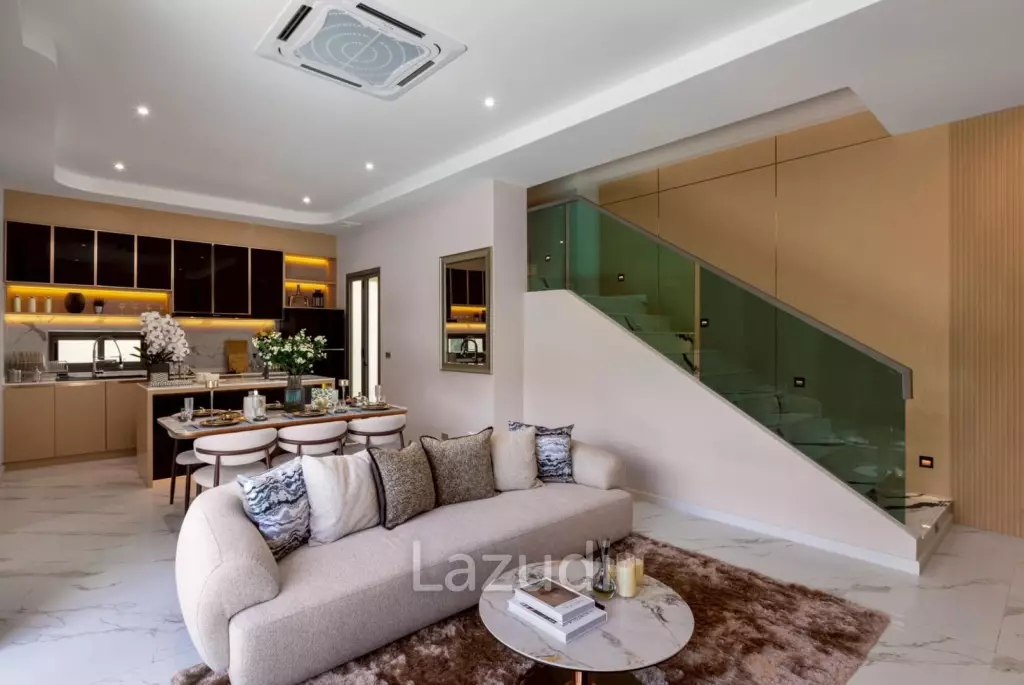4 Beds 5 Baths 250 SQ.M. Villa In Thappraya Area