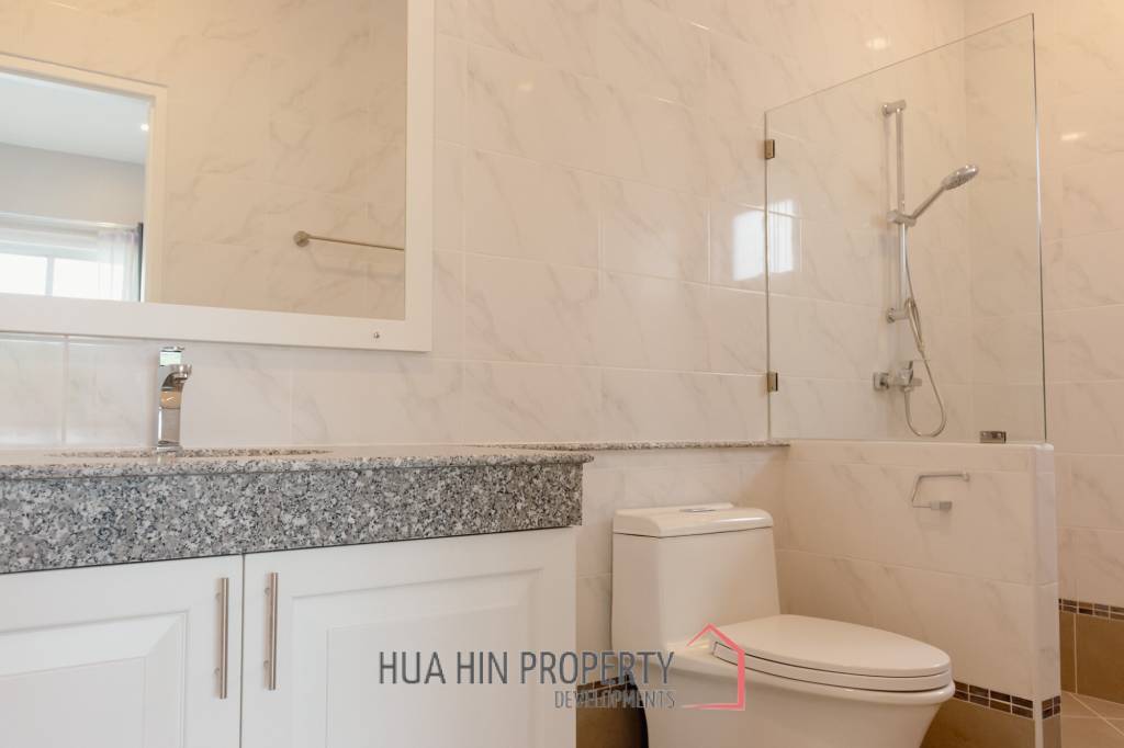 3 Bed 3 Bath 170 SQ,M Emerald Valley Hua Hin
