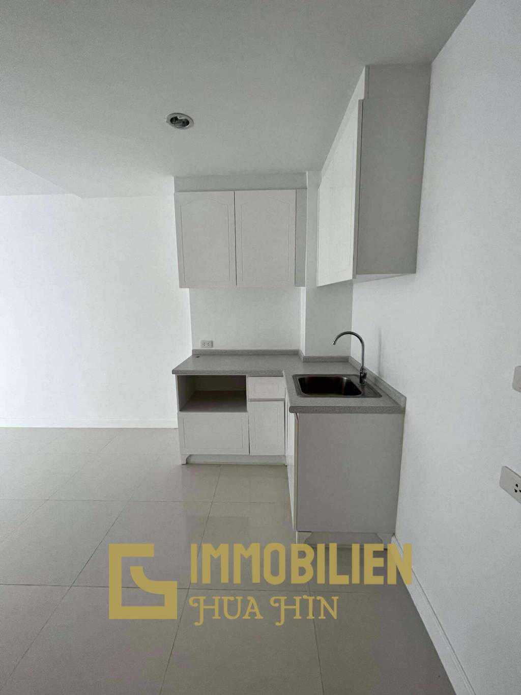 WAHNSINNSPREIS / Strandnah / Freehold