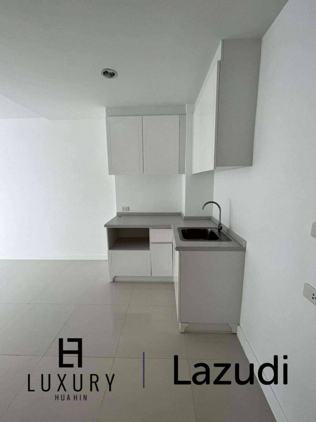 WAHNSINNSPREIS / Strandnah / Freehold