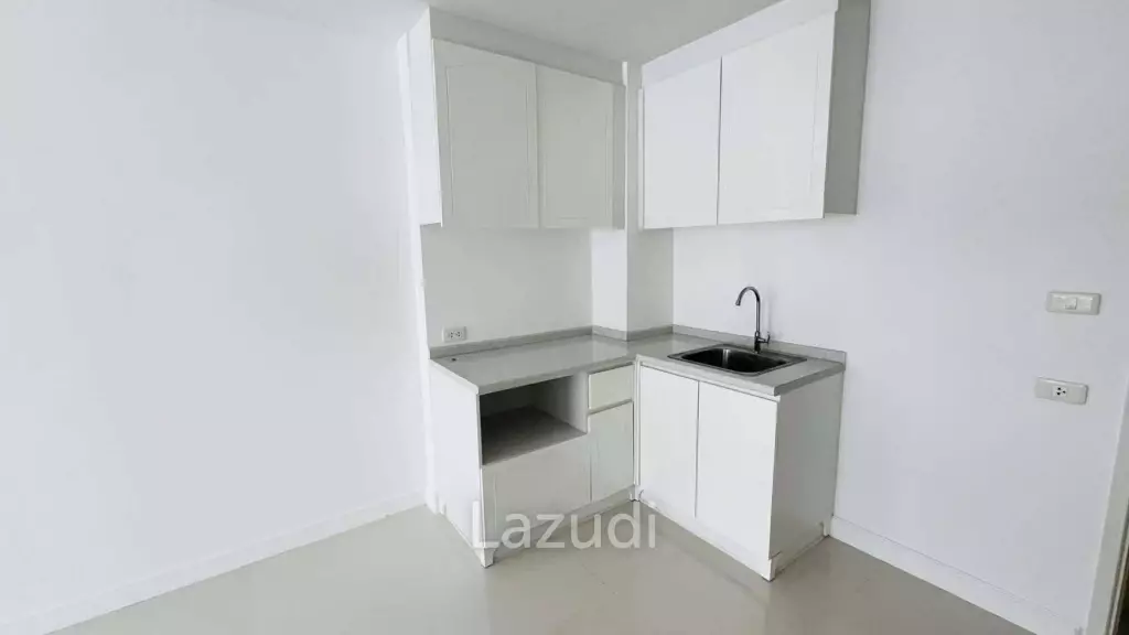 Beachfront Project: Condo for Sale Cha-Am, Hua Hin ONLY 1.4