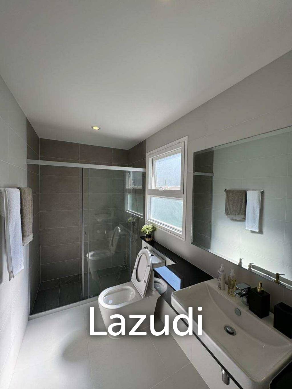 4-Bedroom House For Rent At Supalai Palm Spring