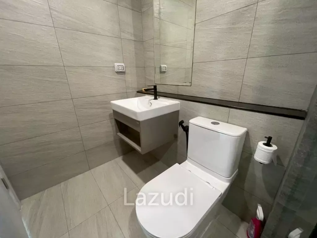 Supalai Blue Whale: Brand new 2 bedrooms condo with Seaview