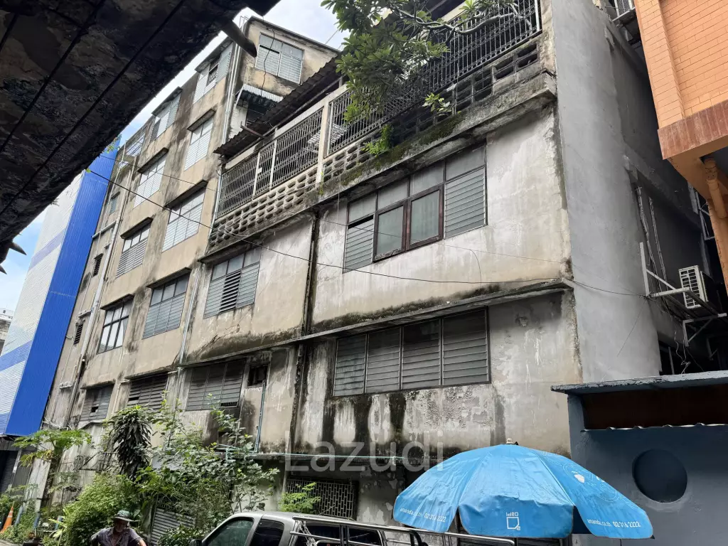 Prime Asset For Sale across Bangkok Mall