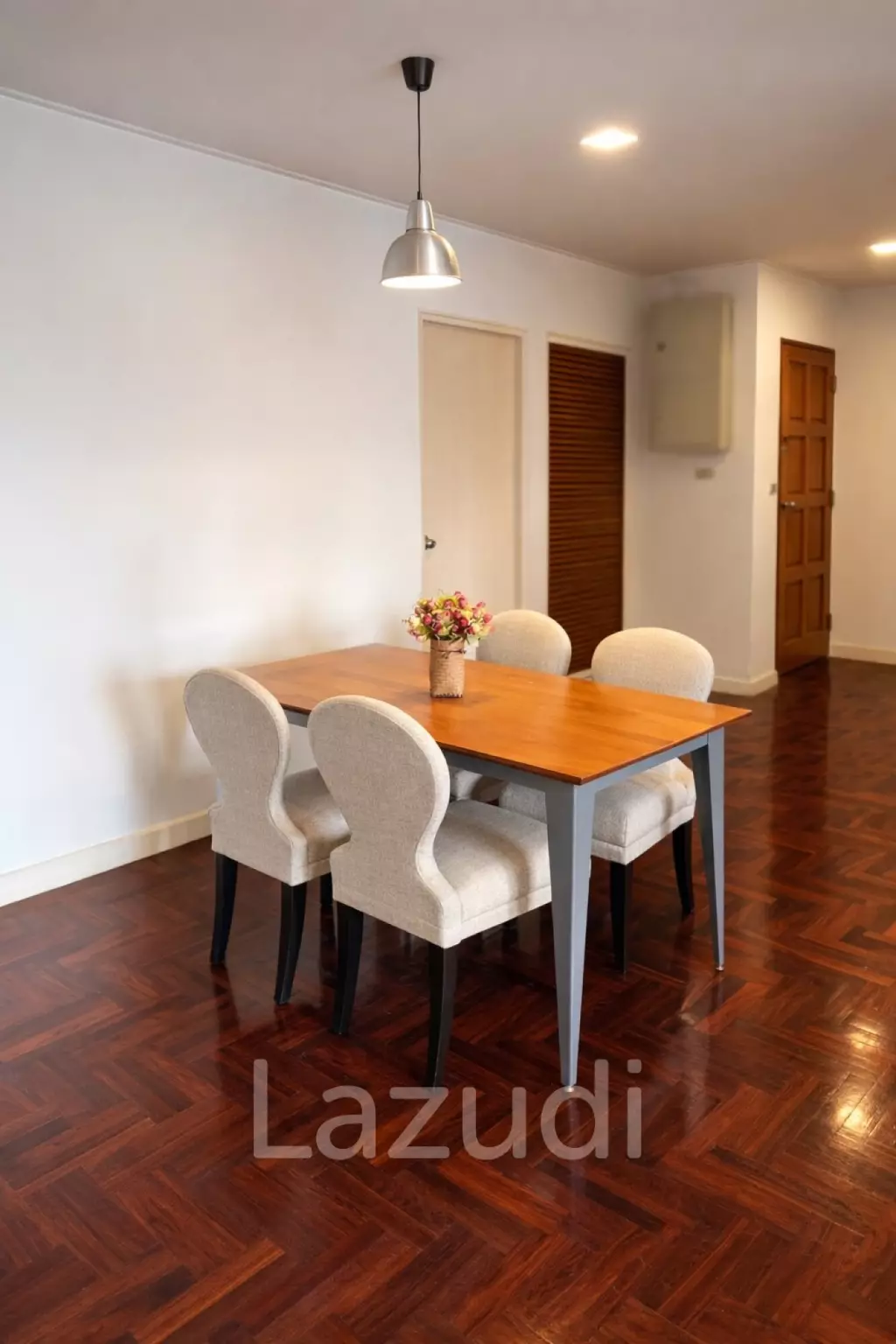 2 Bedrooms 2 Bathrooms 140 SQ.M Richmond Palace