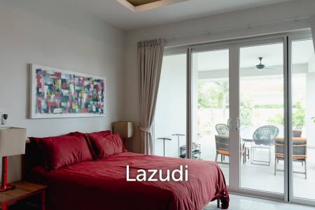 SMART HOUSE VALLEY : Elegant 3-Bedroom Villa with Pool
