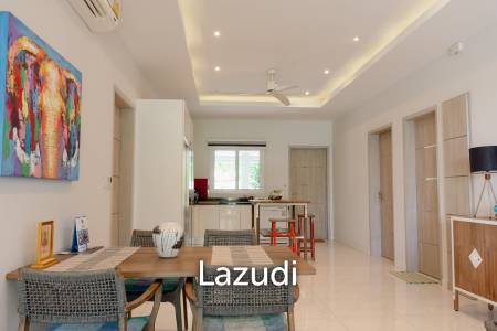 SMART HOUSE VALLEY : Elegant 3-Bedroom Villa with Pool