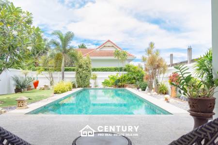 SMART HOUSE VALLEY : Elegant 3-Bedroom Villa with Pool