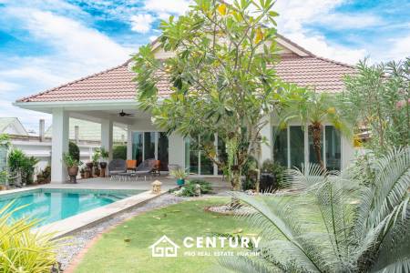 SMART HOUSE VALLEY : Elegant 3-Bedroom Villa with Pool