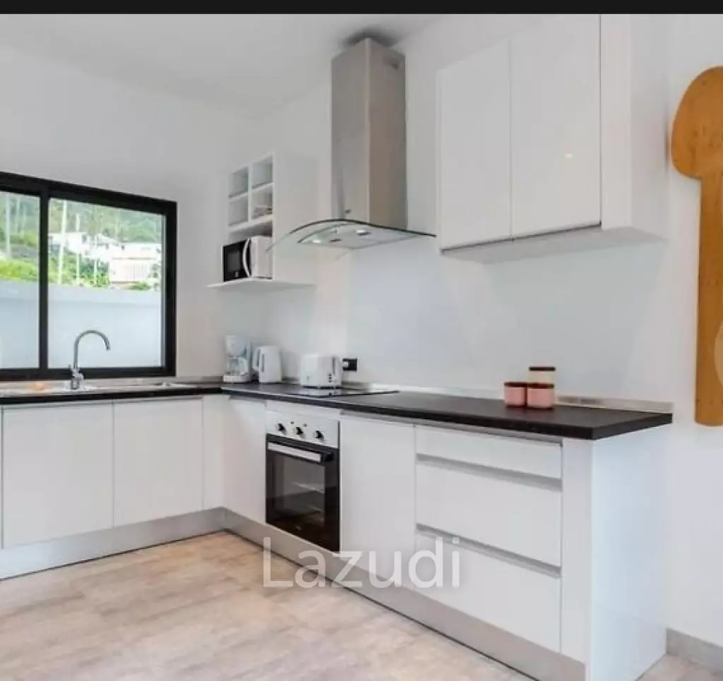 Renovated 4-Bed Pool Villa in Chaweng Noi, Walking Distance to PBISS
