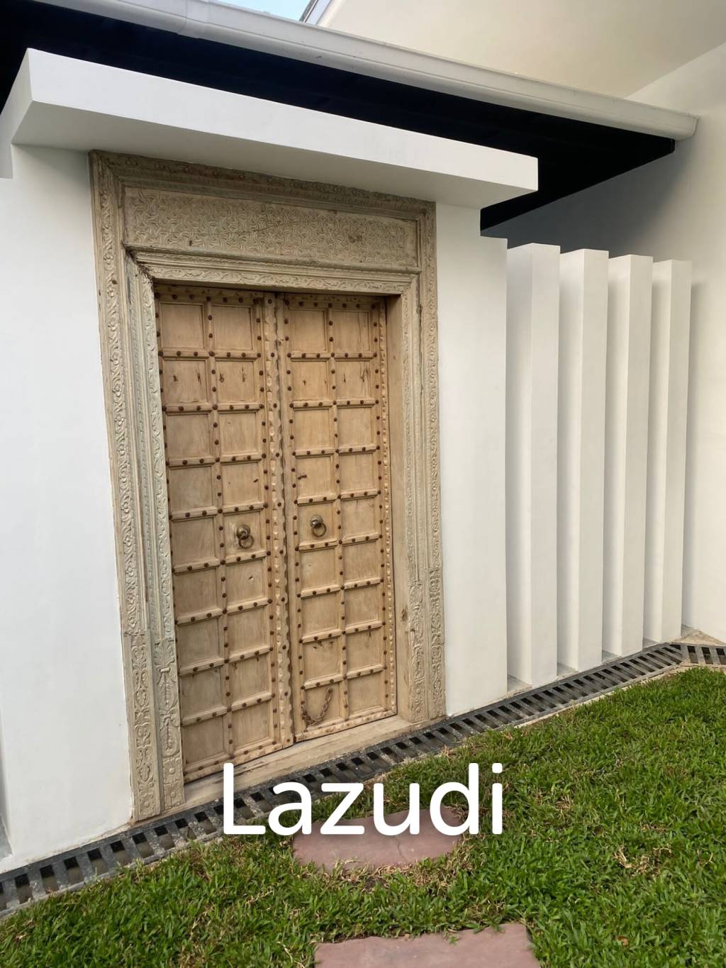 Renovated 4-Bed Pool Villa in Chaweng Noi, Walking Distance to PBISS