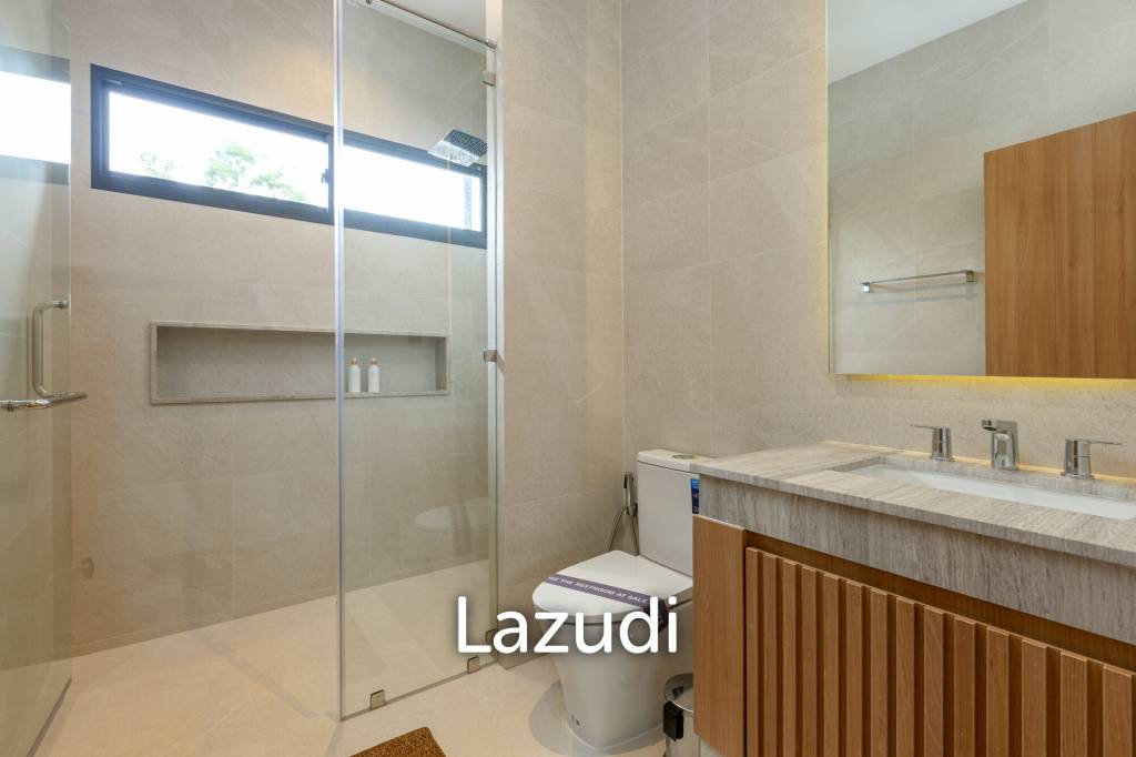 5 Bed 7 Bath 588 Sq.M Mouana Grande Chalong Bay
