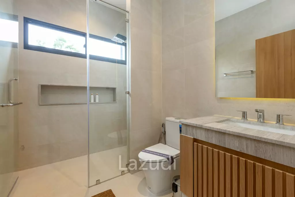 5 Bed 7 Bath 588 Sq.M Mouana Grande Chalong Bay