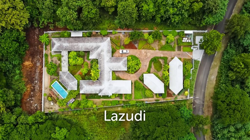 Elegant Eco-Design 5-Bedroom Villa on Over 2 Rai in Springfield Village