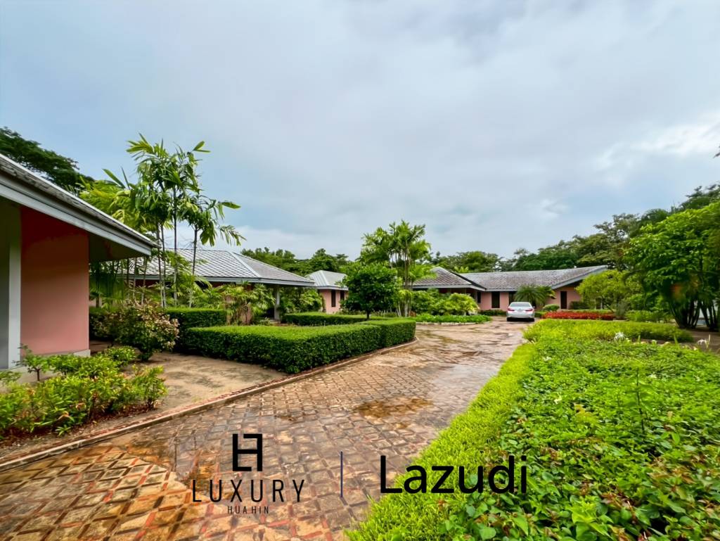 3200 คิว м участка / 1,000 คิว ในชีวิตของฉันมีสนามกอล์ฟและสปารีสอร์ท