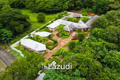 Elegant Eco-Design 5-Bedroom Villa on Over 2 Rai in Springfield Village