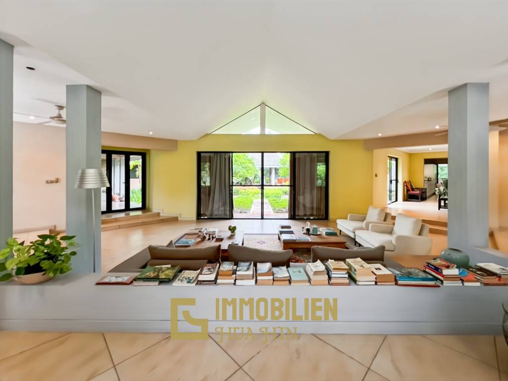 3200 คิว м участка / 1,000 คิว ในชีวิตของฉันมีสนามกอล์ฟและสปารีสอร์ท