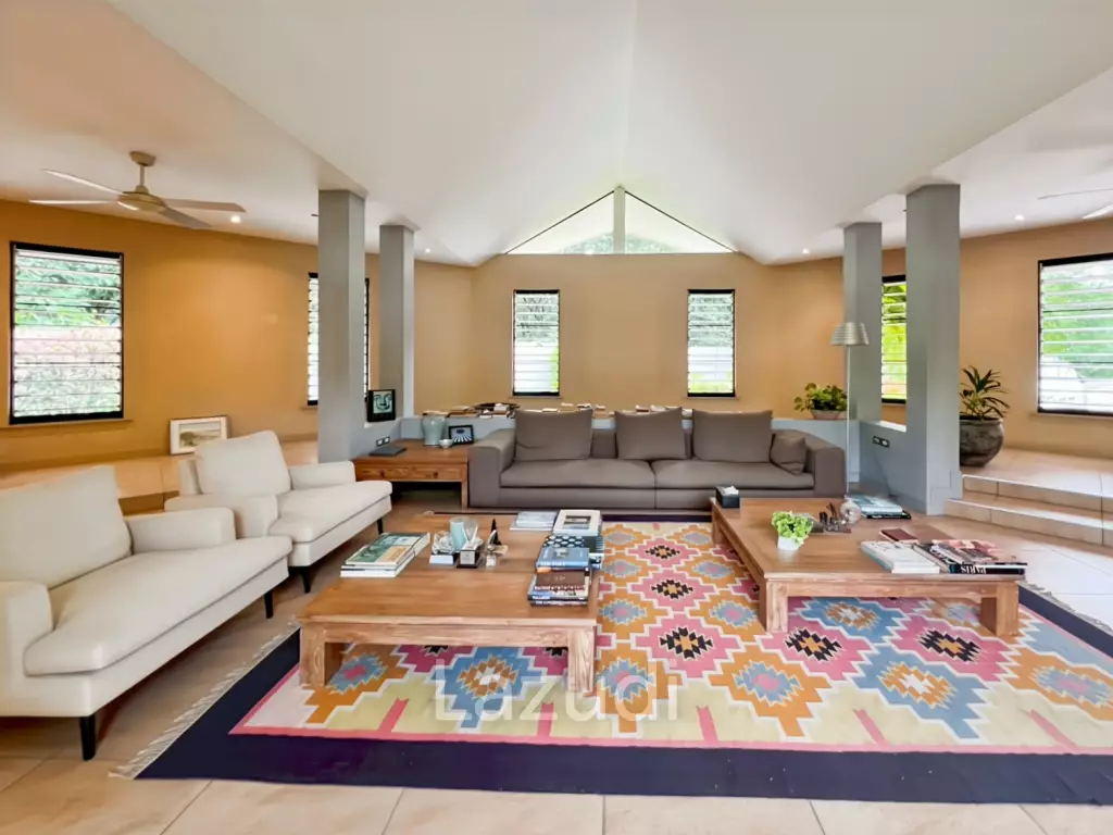 Elegant Eco-Design 5-Bedroom Villa on Over 2 Rai in Springfield Village