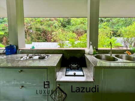 3200 คิว м участка / 1,000 คิว ในชีวิตของฉันมีสนามกอล์ฟและสปารีสอร์ท