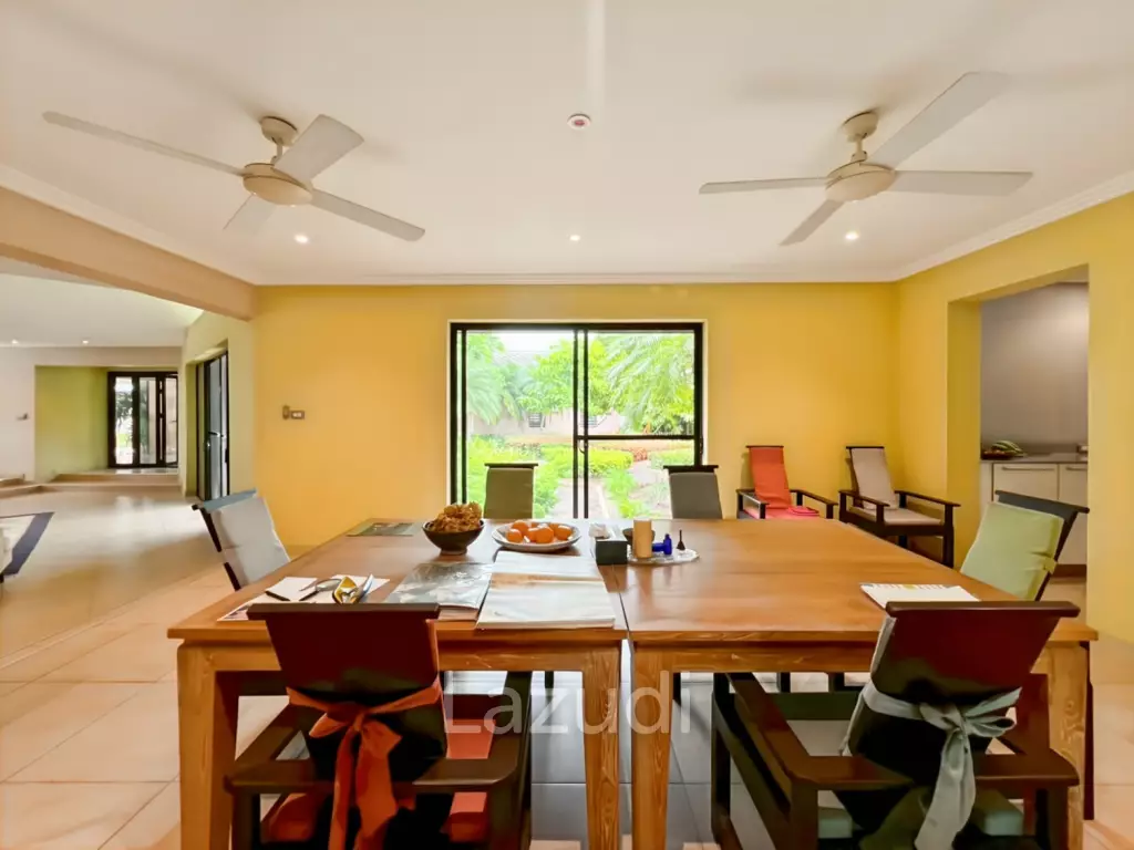 Elegant Eco-Design 5-Bedroom Villa on Over 2 Rai in Springfield Village