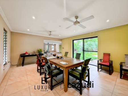 3200 คิว м участка / 1,000 คิว ในชีวิตของฉันมีสนามกอล์ฟและสปารีสอร์ท