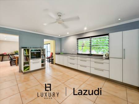 3200 คิว м участка / 1,000 คิว ในชีวิตของฉันมีสนามกอล์ฟและสปารีสอร์ท