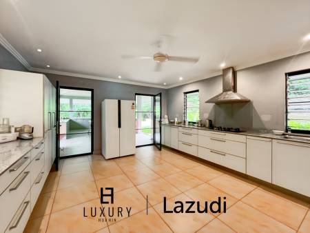 3200 คิว м участка / 1,000 คิว ในชีวิตของฉันมีสนามกอล์ฟและสปารีสอร์ท