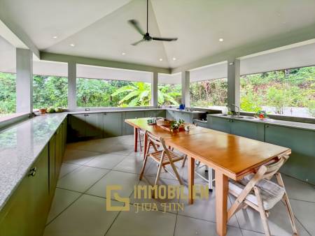 3200 คิว м участка / 1,000 คิว ในชีวิตของฉันมีสนามกอล์ฟและสปารีสอร์ท