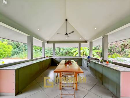 3200 คิว м участка / 1,000 คิว ในชีวิตของฉันมีสนามกอล์ฟและสปารีสอร์ท