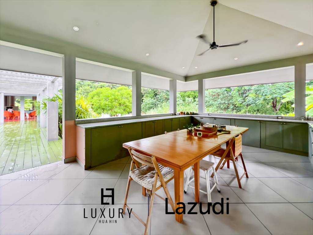 3200 คิว м участка / 1,000 คิว ในชีวิตของฉันมีสนามกอล์ฟและสปารีสอร์ท