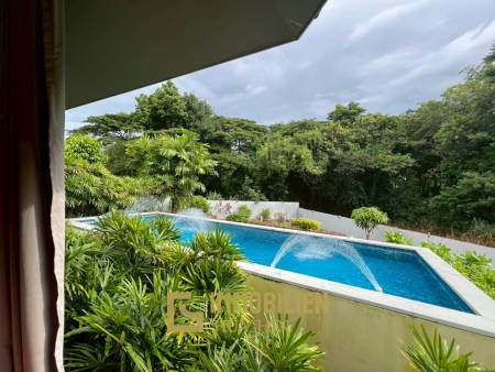 3200 คิว м участка / 1,000 คิว ในชีวิตของฉันมีสนามกอล์ฟและสปารีสอร์ท