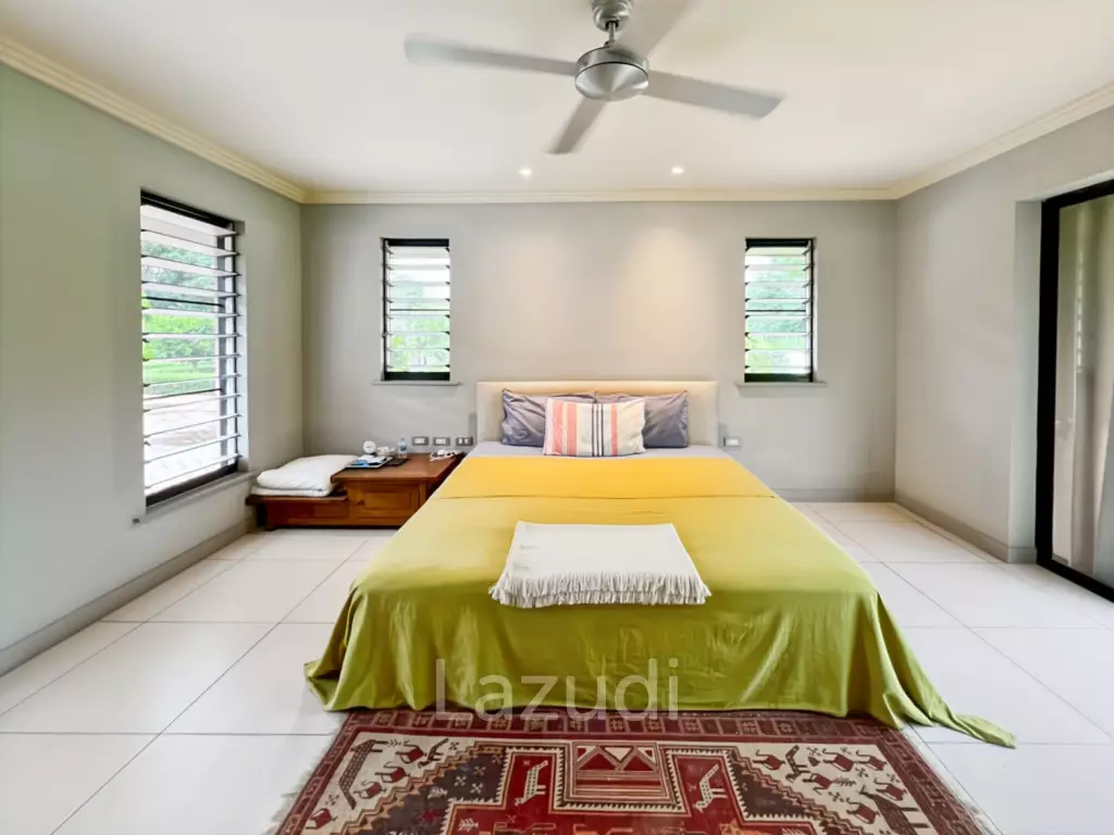 Elegant Eco-Design 5-Bedroom Villa on Over 2 Rai in Springfield Village