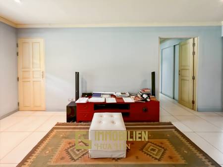 3200 คิว м участка / 1,000 คิว ในชีวิตของฉันมีสนามกอล์ฟและสปารีสอร์ท