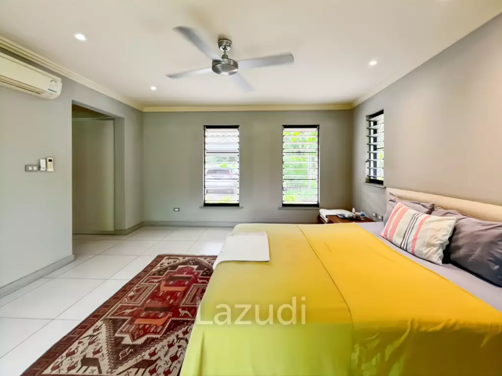 Elegant Eco-Design 5-Bedroom Villa on Over 2 Rai in Springfield Village