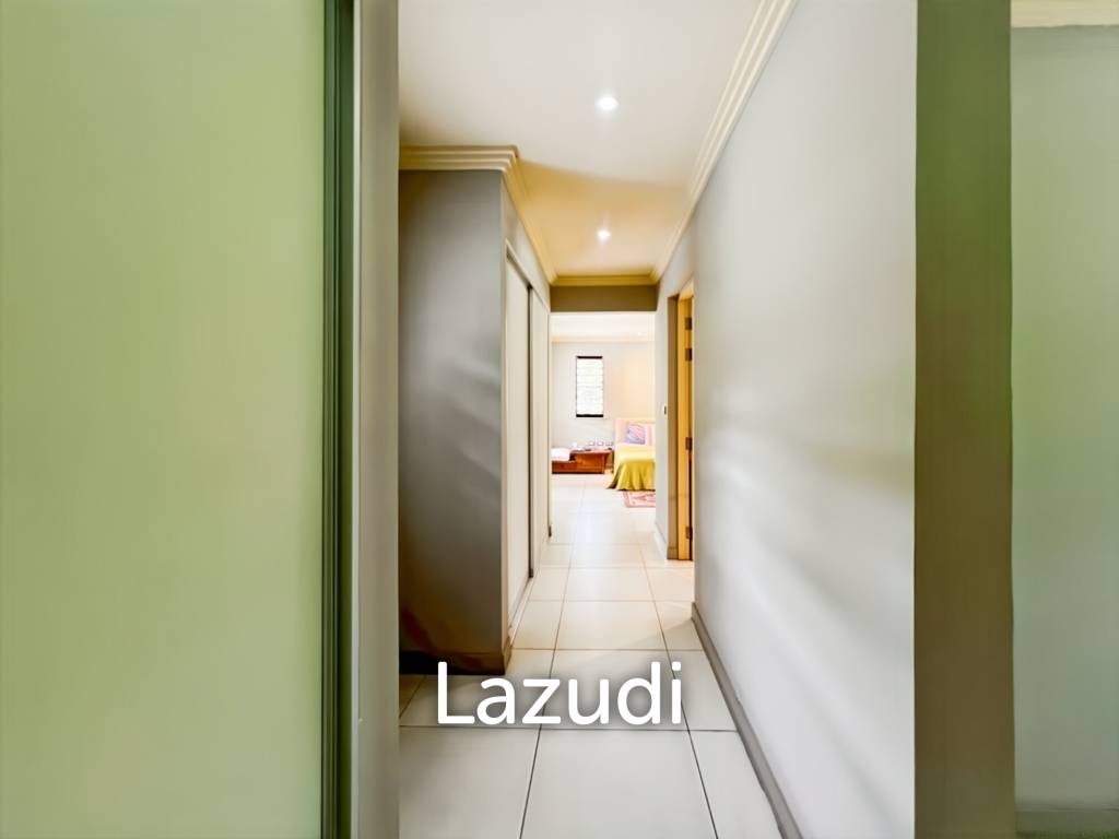 Elegant Eco-Design 5-Bedroom Villa on Over 2 Rai in Springfield Village