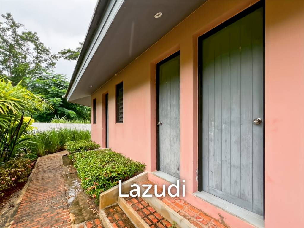 Elegant Eco-Design 5-Bedroom Villa on Over 2 Rai in Springfield Village