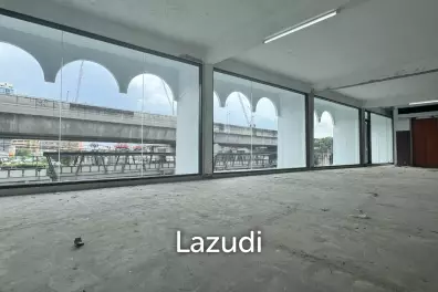 Prime Retail Space in Bang Na with Main Sukhumvit Access
