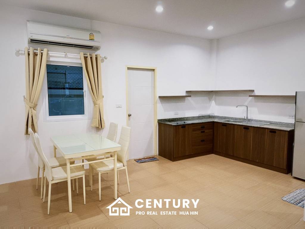 Modern 3-Bedroom Townhouse in Hua Hin Center