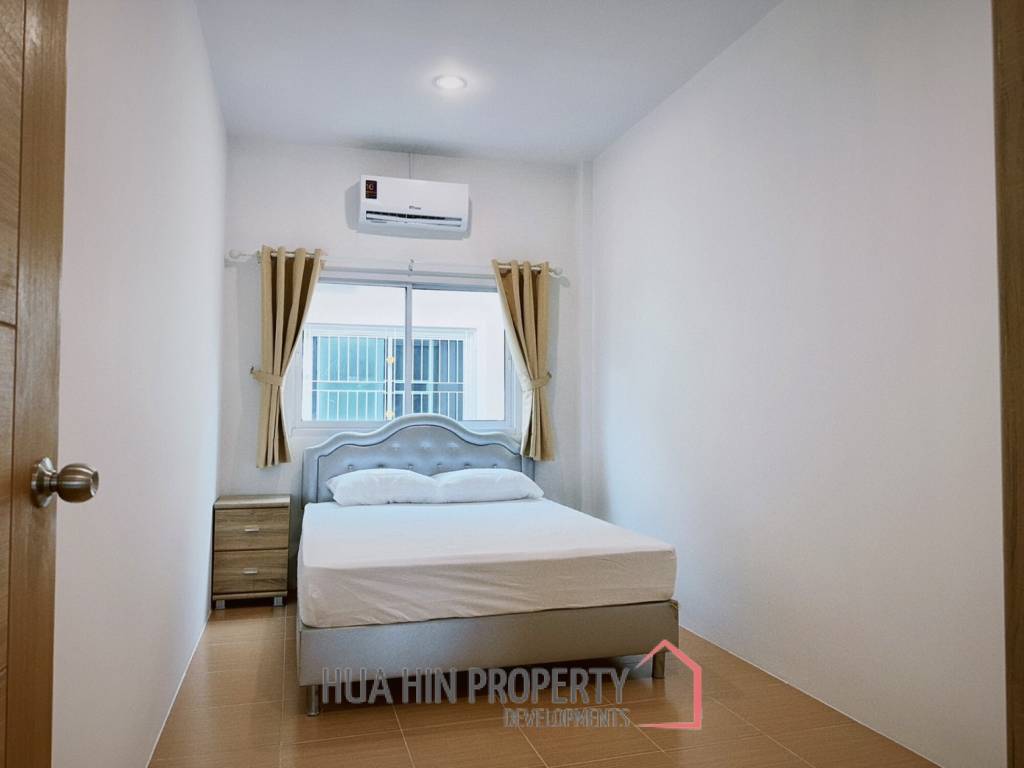 Modern 3-Bedroom Townhouse in Hua Hin Center